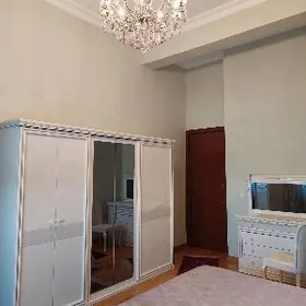 Сатлык Продам 3ком 1эт ул.Мира