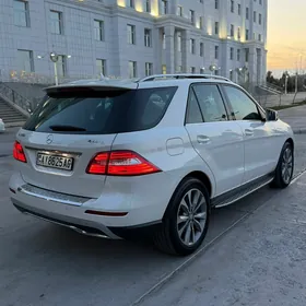 Mercedes-Benz ML500 2014