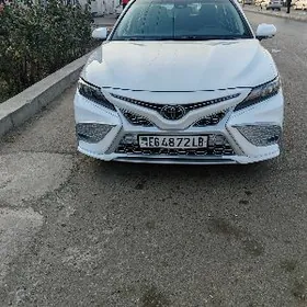 Toyota Camry 2022