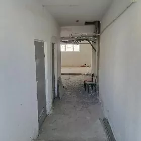 Podwal Gurtly 141 kwadrat