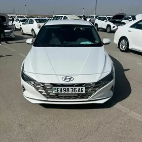 Hyundai Elantra 2021
