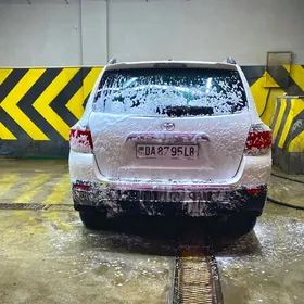 Toyota Highlander 2012