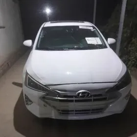 Hyundai Elantra 2020