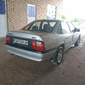 Opel Vectra 1992