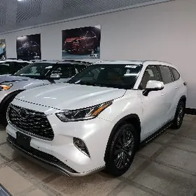 Toyota Highlander 2022