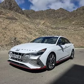 Hyundai Elantra 2022