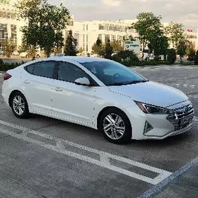 Hyundai Elantra 2019