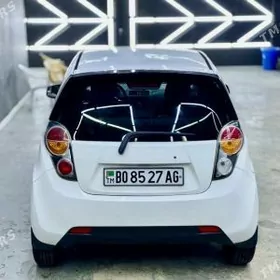 Chevrolet Spark 2012