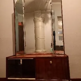 mebel uc acylyan ayna