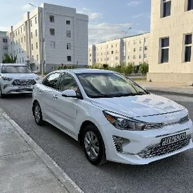 Kia Rio 2021