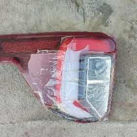 Explorer ST yzky çyra