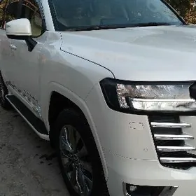 Toyota Land Cruiser 2024