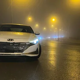 Hyundai Elantra 2021
