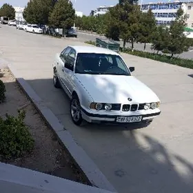 BMW 525 1989