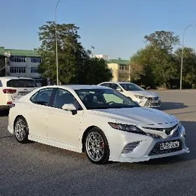 Toyota Camry 2022