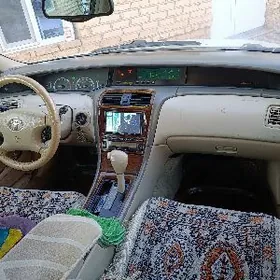 Toyota Avalon 2000