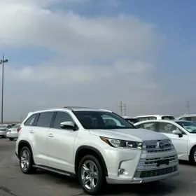 Toyota Highlander 2019