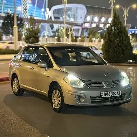Nissan Versa 2010