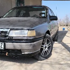 Opel Vectra 1990