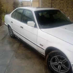 BMW 525 1993