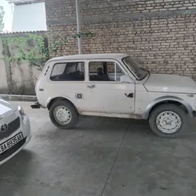 Lada Niva 1989