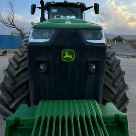 John Deere 2021