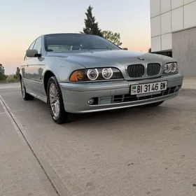 BMW E39 1998