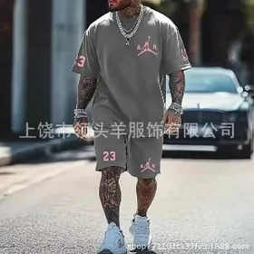 мужской костюм новый