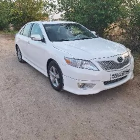 Toyota Camry 2011