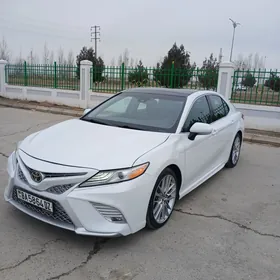 Toyota Camry 2020