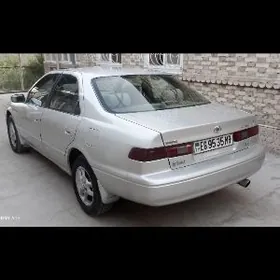 Toyota Camry 1997