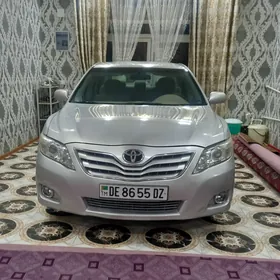 Toyota Camry 2011