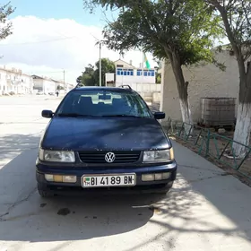 Volkswagen Passat 1995