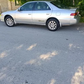 Toyota Camry 2000