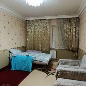 Мир 6 3 ком 1 этаж