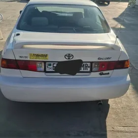 Toyota Camry 2000