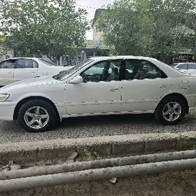 Toyota Camry 1998