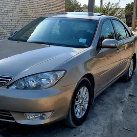 Toyota Camry 2004