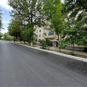 Lahuti 15 mekdep 3 komnat