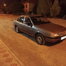 Opel Vectra 1989