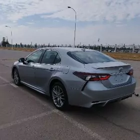 Toyota Camry 2022