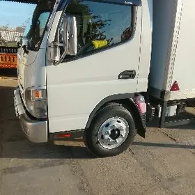 Mitsubishi Fuso 2025