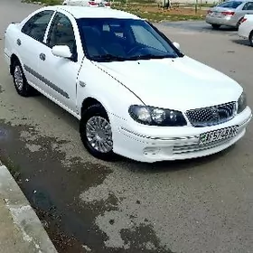 Nissan Sunny 2004