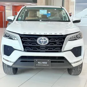 Toyota Fortuner 2025