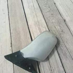 Задни вид бакавой айна