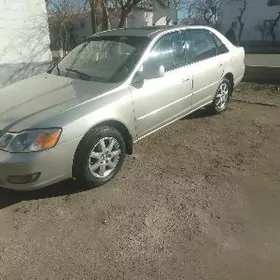 Toyota Avalon 2001