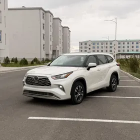 Toyota Highlander 2020