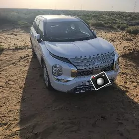 Mitsubishi Outlander 2022