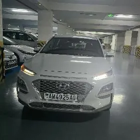 Hyundai Kona 2021