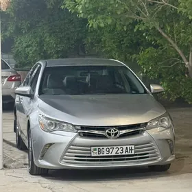 Toyota Camry 2016